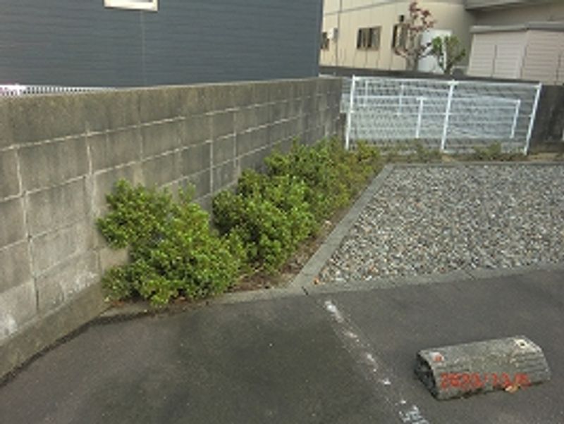 レオパレスラフィネ　丸山 庭
