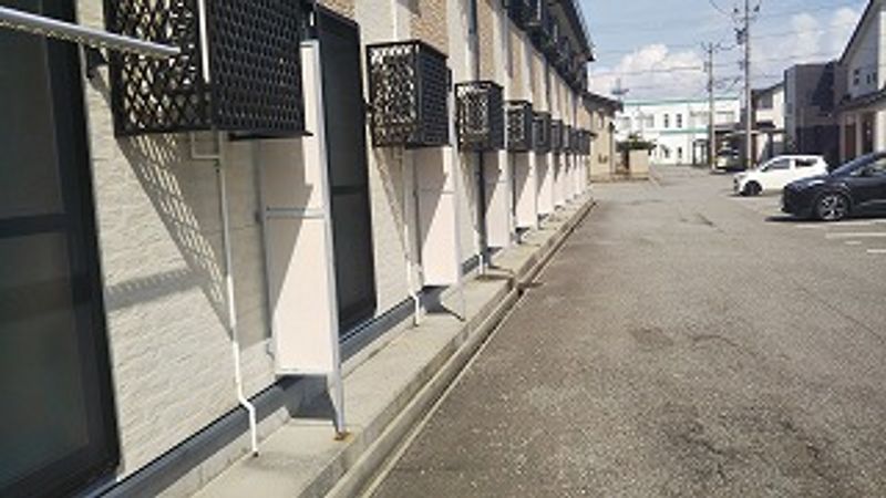 レオパレスキャッツ　アイ バルコニー
