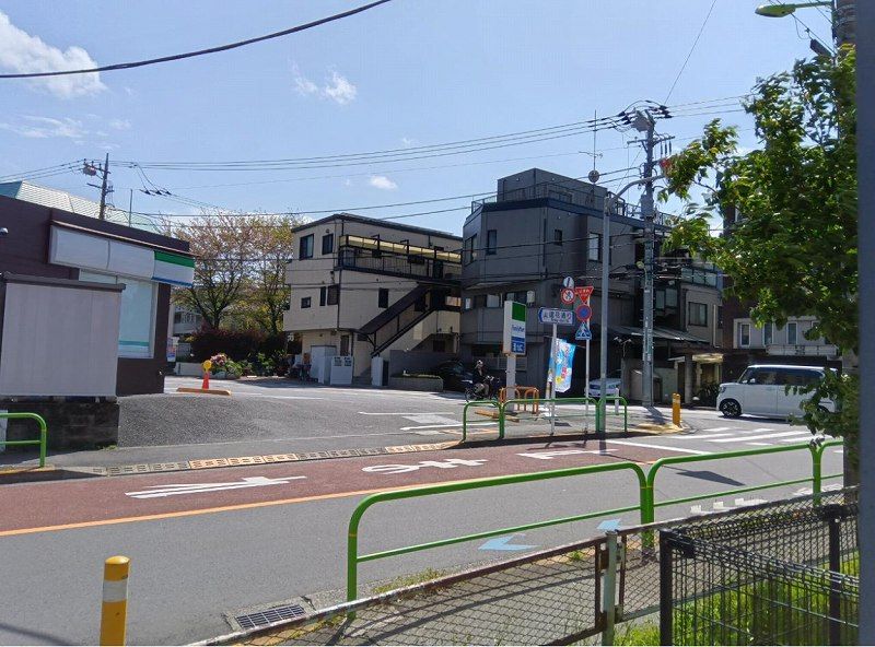 レオパレスエル undefined