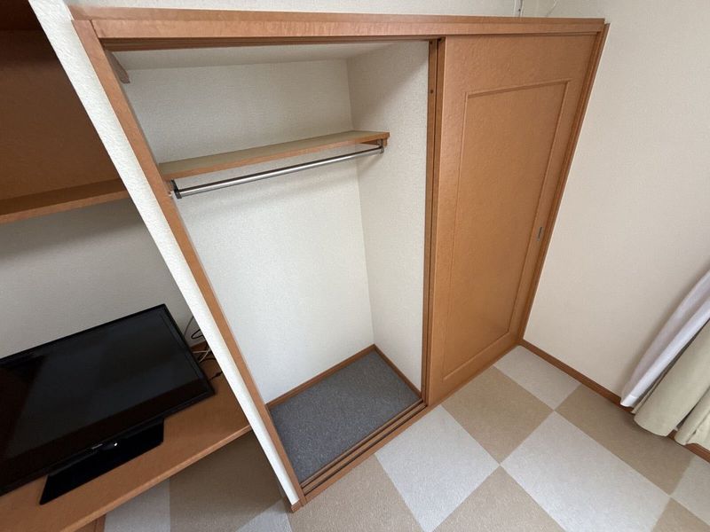 レオパレスミラージュ 収納