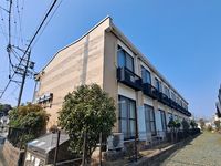 レオパレスプレシャス 外観