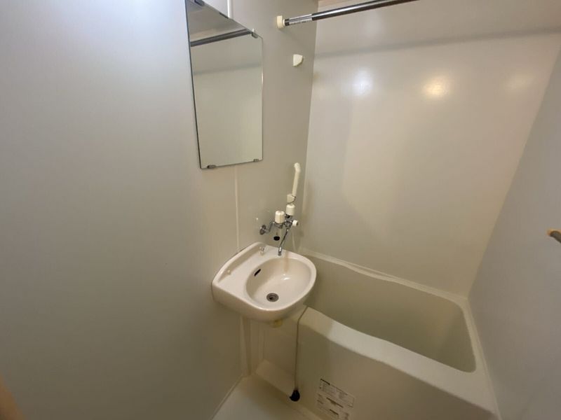 leopalace Riverside Bồn rửa mặt