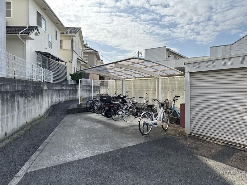 leopalace Claire J・K Shared spaces