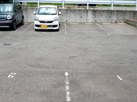 レオパレス六甲ガーデンズ 駐車場