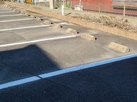 レオパレスラディッシュ 駐車場