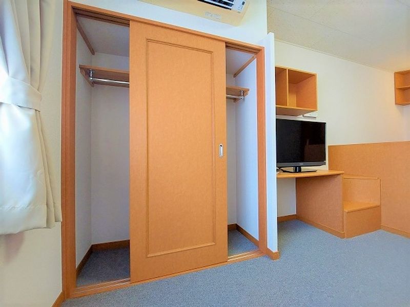 レオパレス多布施 収納
