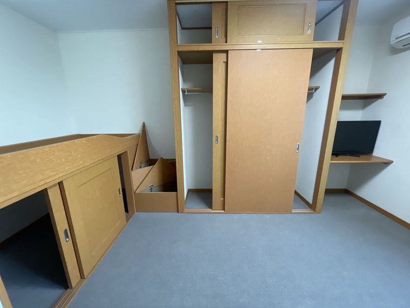 レオパレス大内 収納