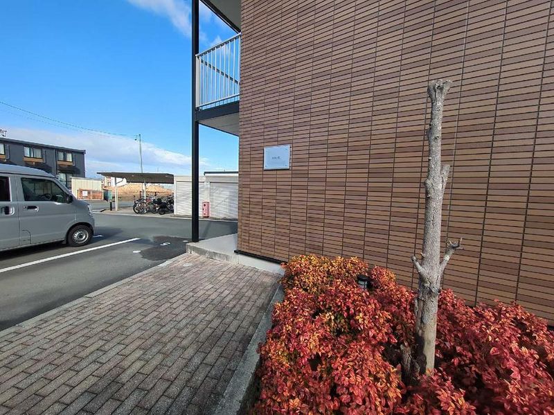 レオパレスＨＯＰＥ エントランス