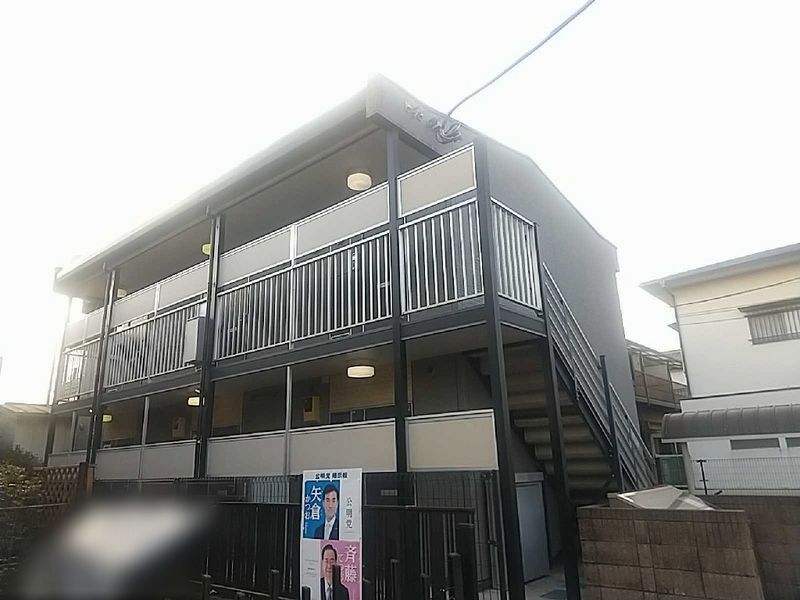 レオパレス上新井レジデンス 外観