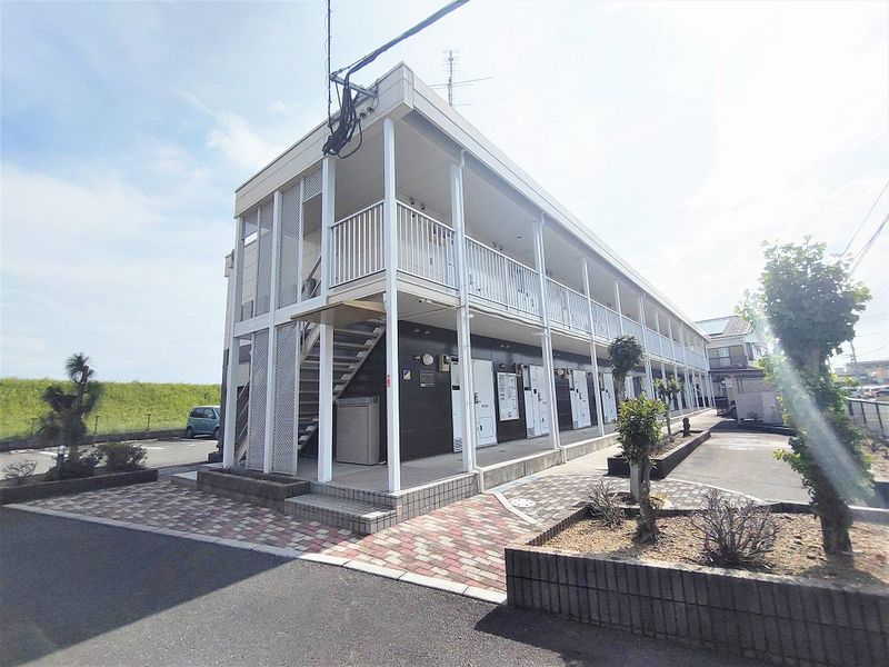 レオパレスＢＬＵＥ　ＡＴＯＬＬ 外観