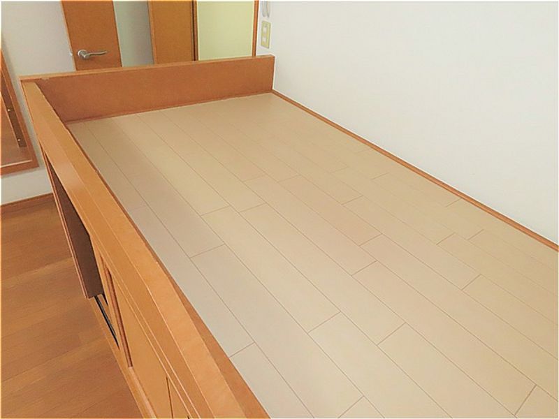 レオパレスサンクレスト 寝室