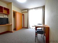 レオパレスサンクレスト我如古 居間