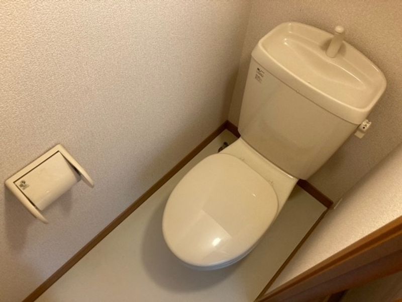 レオパレスいずみ トイレ