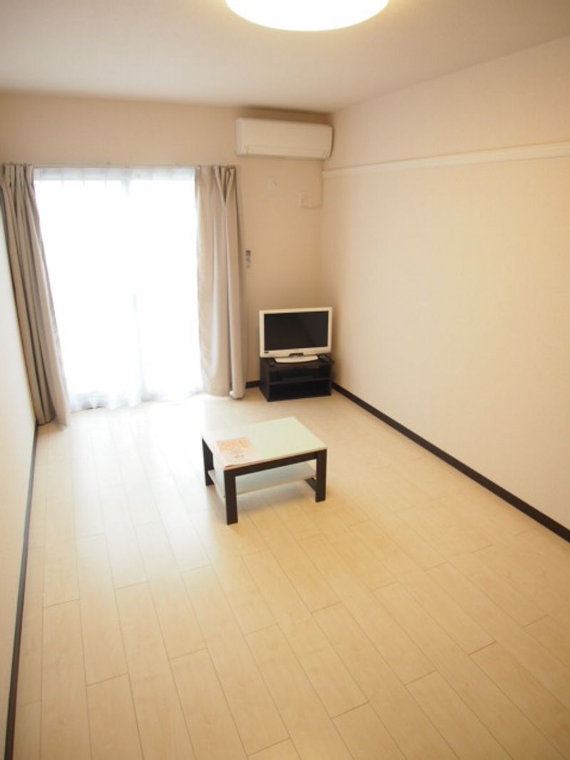 レオネクストアローマ稲毛 寝室