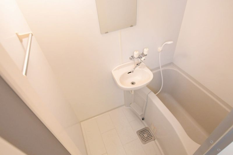 レオパレスＦｌａｔ新栄 風呂