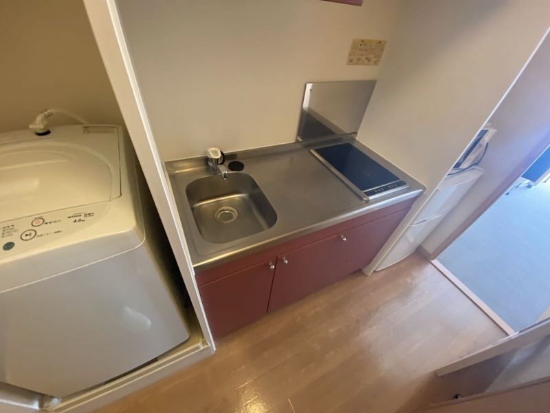 レオパレスグリーンフォレスト キッチン