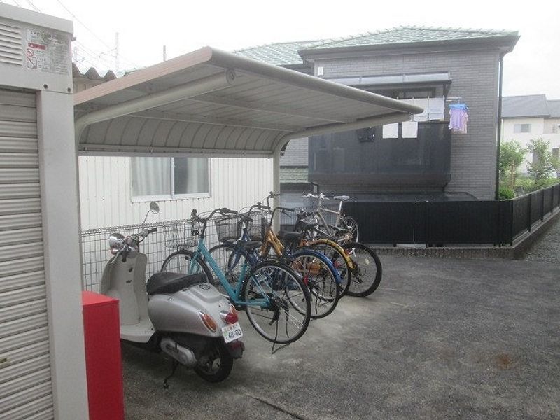 レオパレスジュネス０４ 共用部分