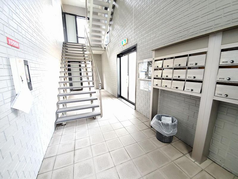 レオパレスツインズ加島壱番館 共用部分