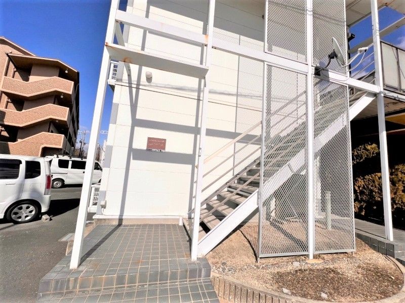 レオパレス千ーＳＥＮーⅢ エントランス