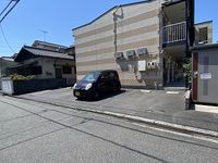 レオパレスクレール住吉 駐車場