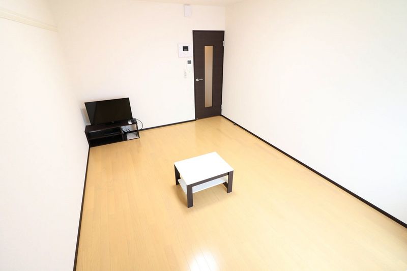 クレイノコンフォール綾部 居間