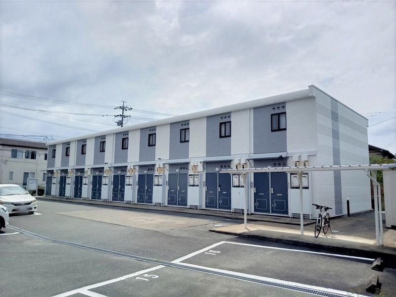 レオパレス辻久留 駐車場