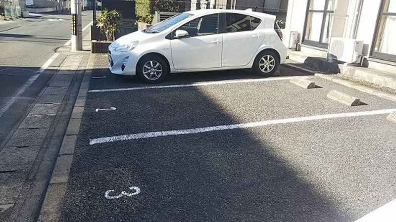 レオパレスコンファーレ八千代台 駐車場