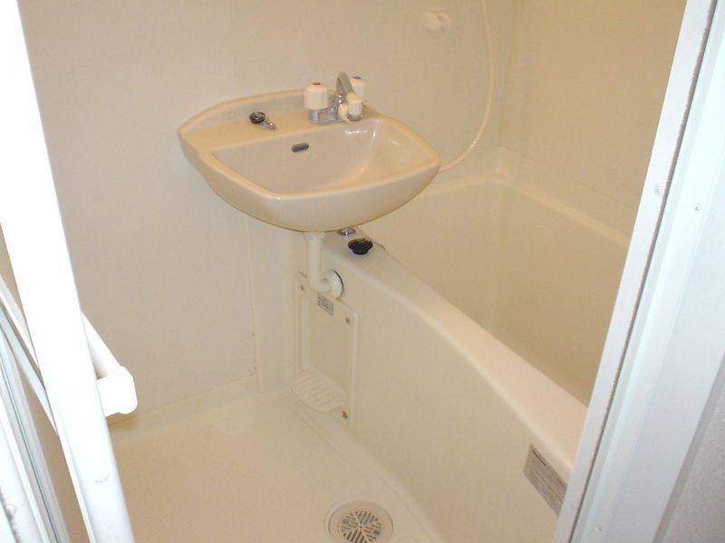 レオパレスペイサージュ 風呂