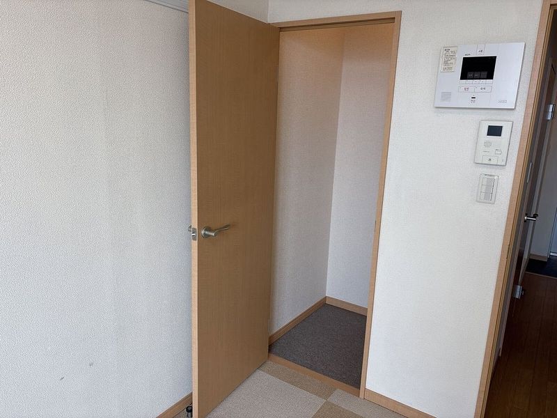 レオパレスＳＨＩＢＩＲＡＫＩ 収納