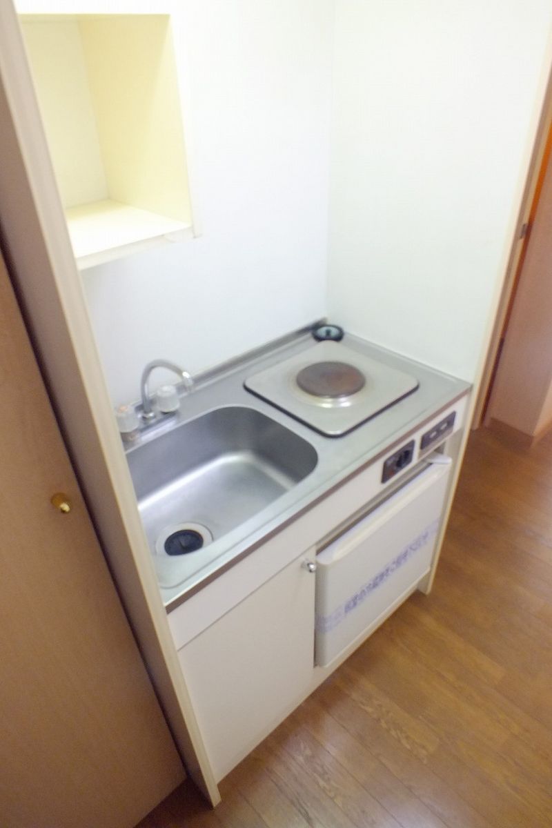 レオパレスホワイトベル キッチン