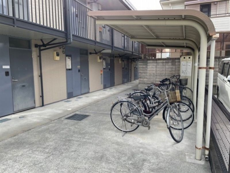 レオパレスリブェール西原 共用部分