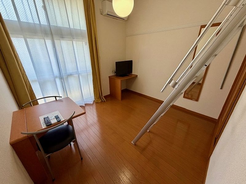 レオパレスＦｌｏｒＴａｉｌ 居間