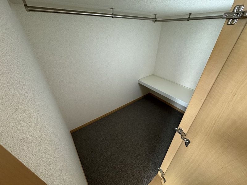 レオパレス虹 収納