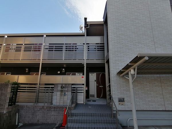 MIRANDA Lusheria II exterior