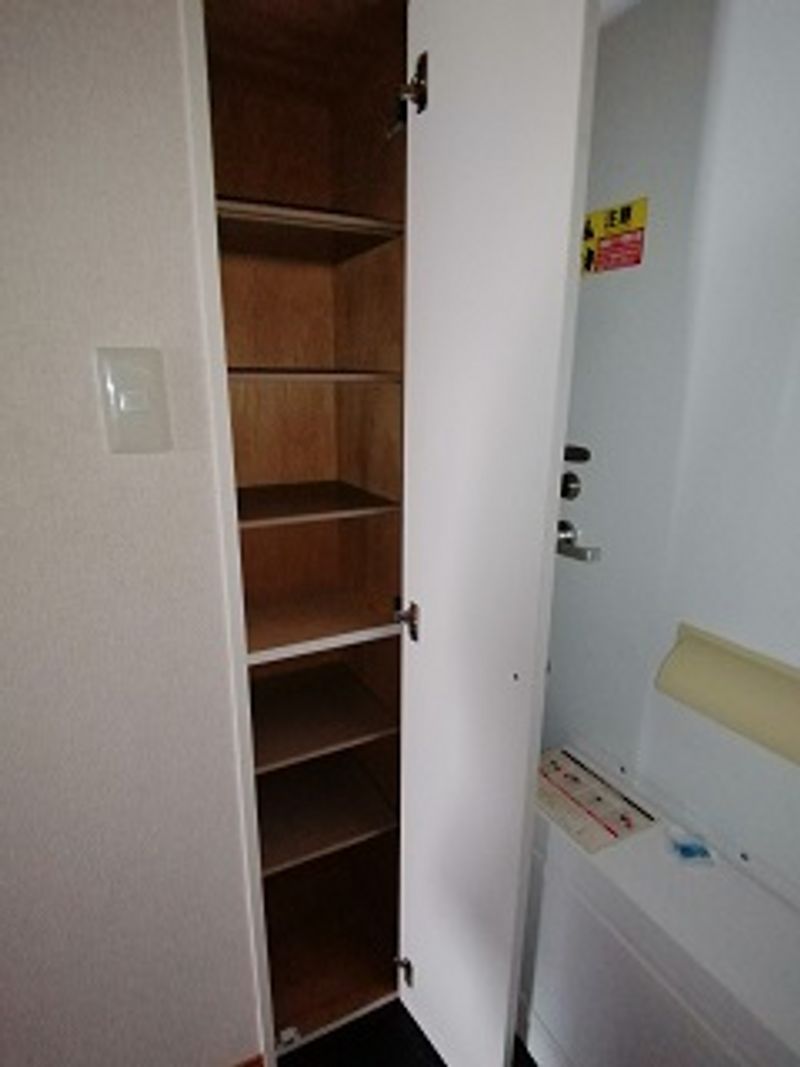 レオパレス袋原南 収納