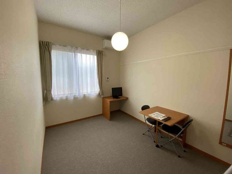レオパレスカクタス 居間