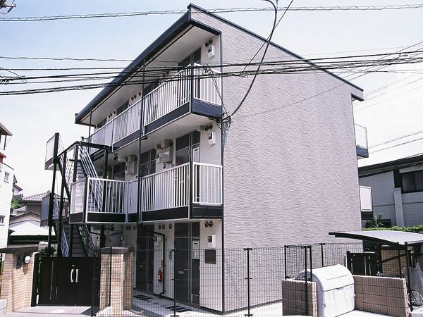 レオパレスグリーングリーン 外観