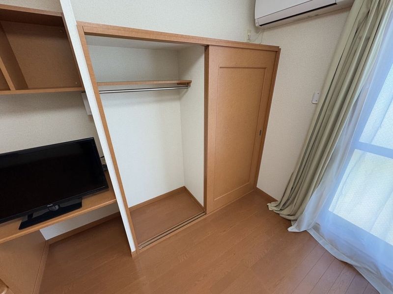レオパレスパーチェ 収納