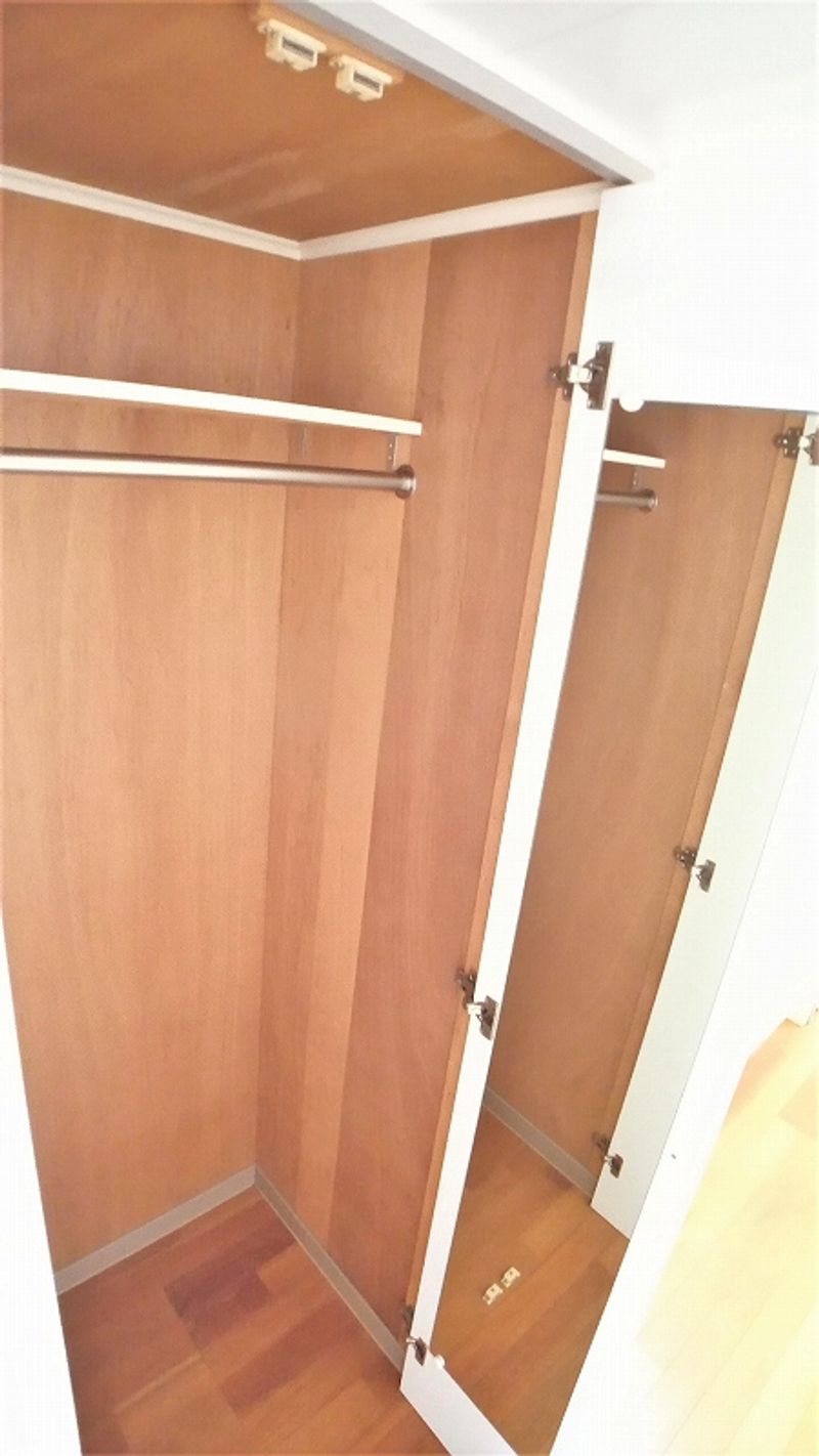 レオパレスヴィブレ 収納