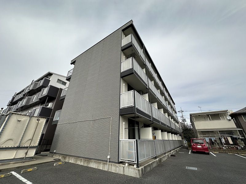 レオパレスプレジャー　宇都宮 外観