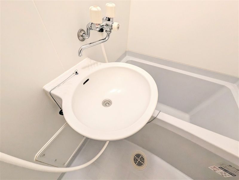レオパレスプルメリアⅢ 洗面台