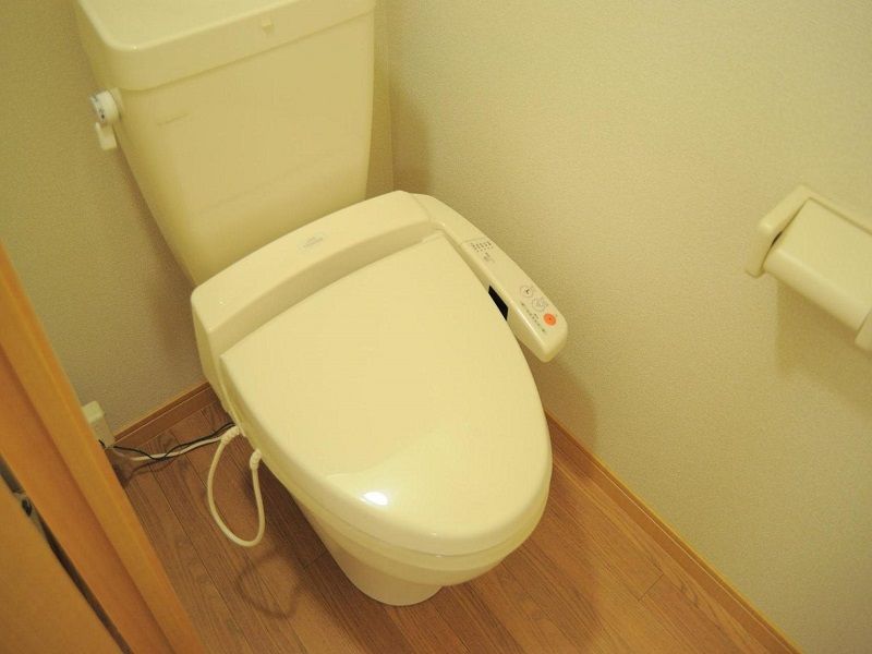 レオパレスわかば トイレ