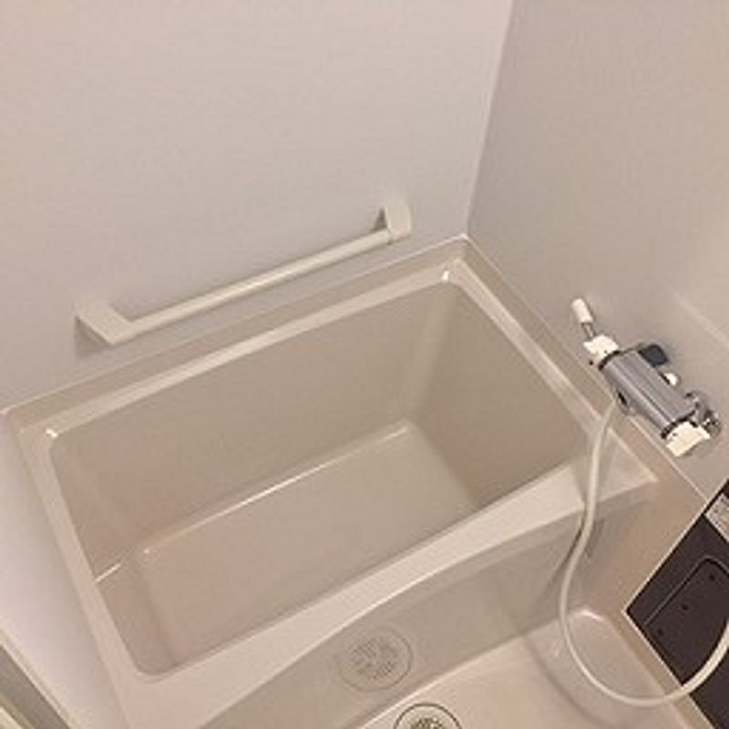 CLEINO Lucian Phòng tắm