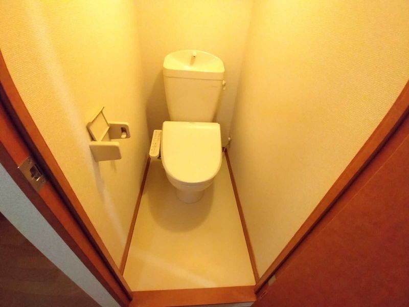 レオパレスＶｉｎｇｈｔＳｉｘ トイレ