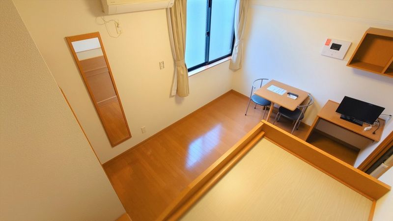 レオパレス実の留 居間