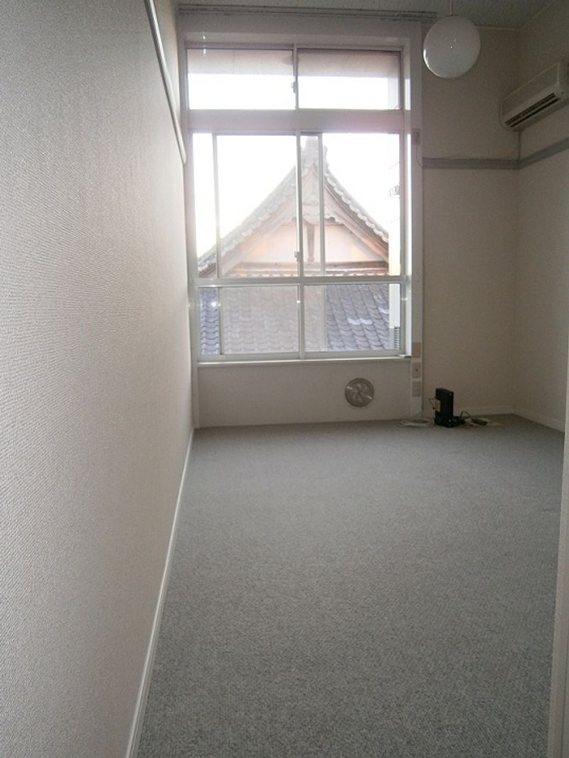 レオパレスヒロタ 居間