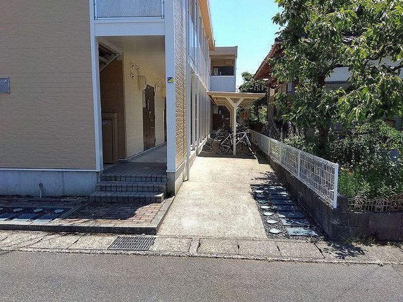 レオパレスモナミ 共用部分