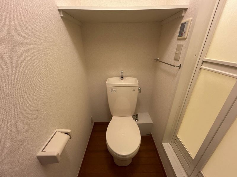 leopalace Ragi Toilet