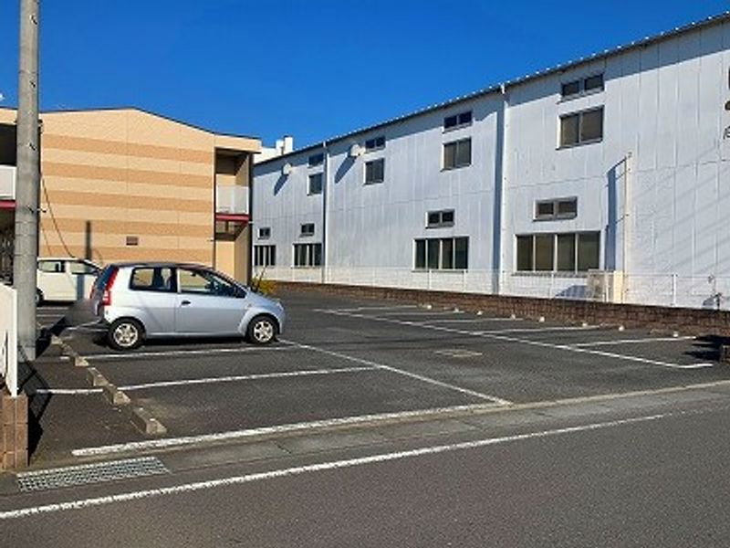 レオパレスさくら 駐車場