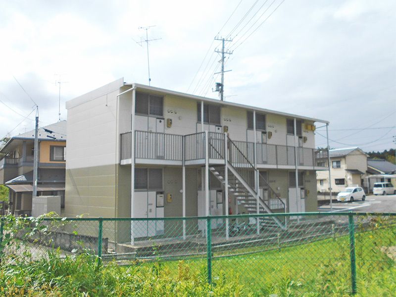 レオパレス並木 外観